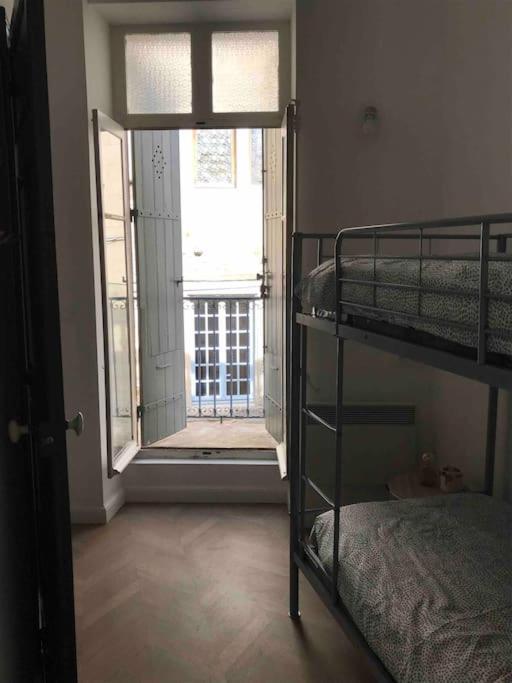 Grand Appartement En Maison De Ville Valréas Kültér fotó