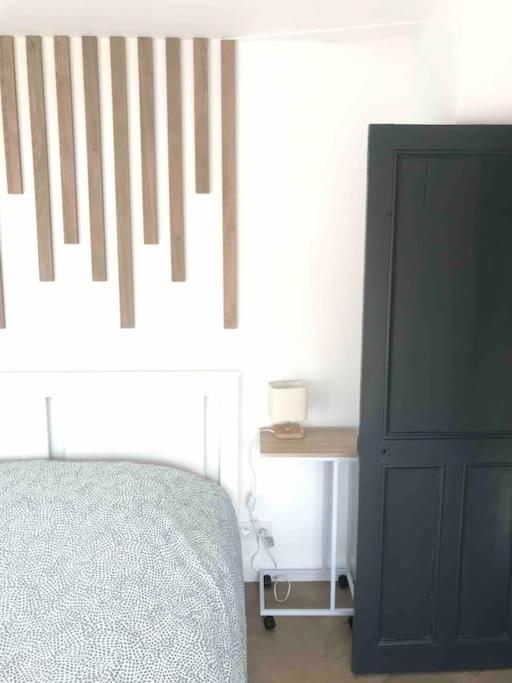 Grand Appartement En Maison De Ville Valréas Kültér fotó