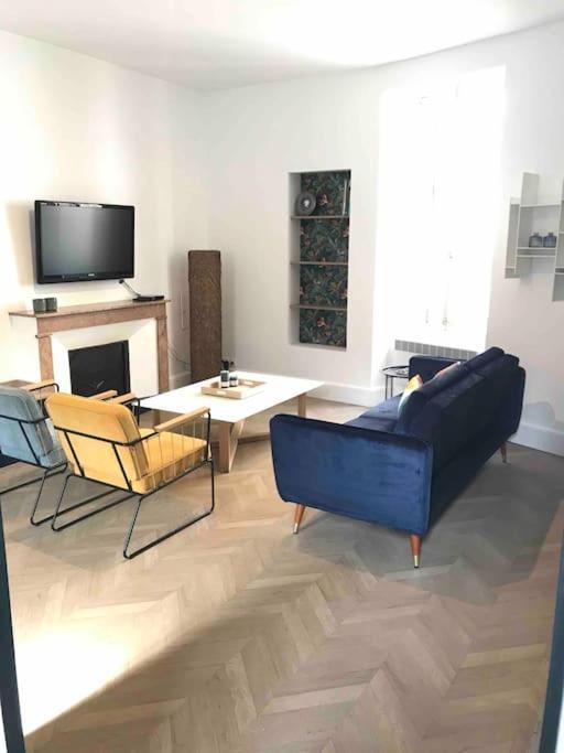 Grand Appartement En Maison De Ville Valréas Kültér fotó