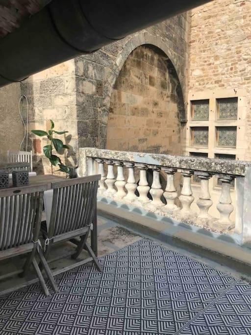 Grand Appartement En Maison De Ville Valréas Kültér fotó