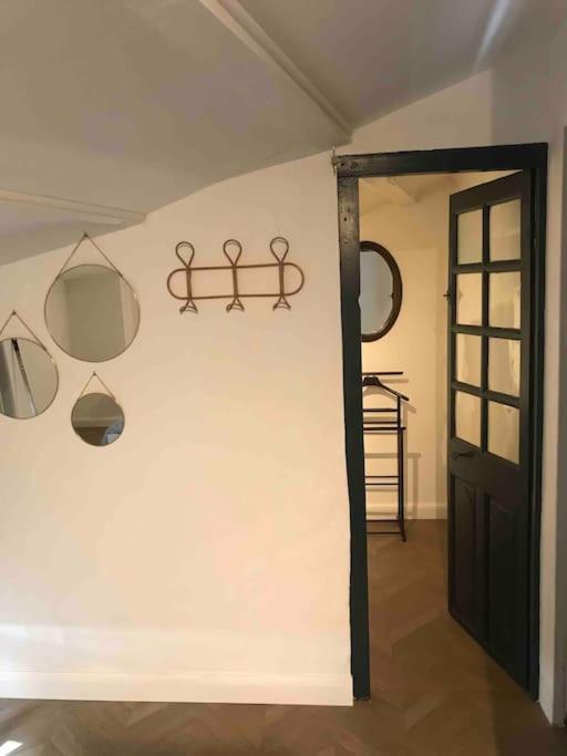 Grand Appartement En Maison De Ville Valréas Kültér fotó